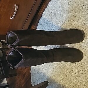 Brown suede boots sz7.5